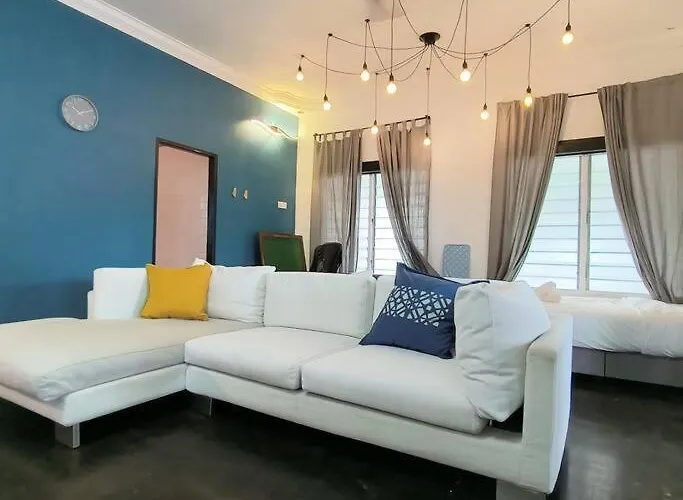 Getaway Hometsay Neaby Beach Batu Ferringghi 4Br For 15Px