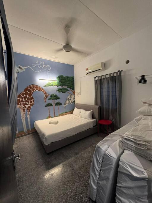 Getaway Hometsay Neaby Batu Ferringghi 4br For 15px * Tanjung Bungah (Penang)